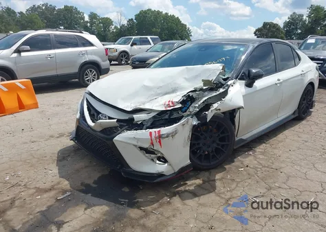 2021 Toyota Camry Trd z USA, uszkodzony, nr VIN 4T1KZ1AK5MU056093